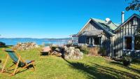 The Rock - Bed and Breakfast Tawiti