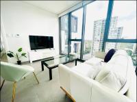 Family Residence 3 Bedrooms, Pool, Gym, Parking - Chambres d’hôtes Sydney