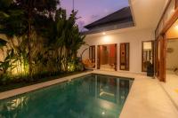 Villa Suka Damai Peaceful 2 Bedroom Getaway - B&B Seminyak