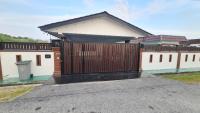 NEW LAUNCH!!! Aurora Hideaway Villa 35pax 7R7B PRIVATE POOL, KTV, BBQ, ARCADE GAMES, 5min to BEACH - B&B Port Dickson