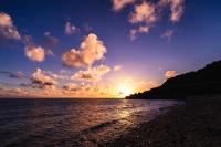 琉美の宿 月桃 4ベッドルームと畳の広間付き 貸切宿 - B&B Kumejima