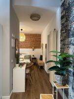 Urban Chic Apartment White - B&B Como