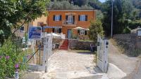 La Graziosa in Villa wifi parcheggio gratuito self check-in zona Lerici Guercio - Chambres d'hôtes Lerici
