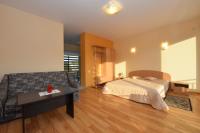 Apartamento con balcón