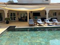 GRANDE VILLA DE STANDING - villa CELENE - B&B Ngaparou