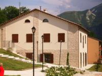 Oasi di Piobbico Piscina con Vista sul Monte Nerone - Ferienwohnung Piobbico