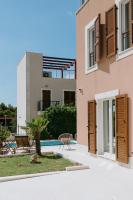 Villa Melograno by Domus Mirus - Rooftop Cinema, Pool, 6-Minute Walk to Beach - B&B Splitska