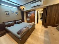 Bandra’s Prime luxurious 2 BHK - B&B Mumbai