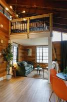"Black Hawk" - The Overlook LUX Cabin - RRG - B&B Stanton