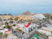 Vista Pedregal-Comfortable Apartment in the Heart of Cabo, 2 Min Walk to Marina - B&B Cabo San Lucas