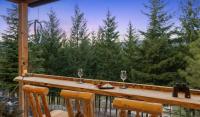 Prospector Pines Treetop Escape in Suncadia- Fairway View, BBQ, Outdoor Fireplace, Smart TVs, Hi-speed Wi-Fi - B&B Cle Elum