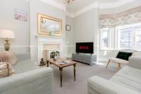Spacious 3 Bed Apartment in central Saltburn - Chambres d’hôtes Saltburn-by-the-Sea