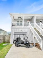 Turtle Cove Beach Retreat GOLF CART Included - B&B Carolina Beach