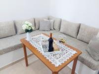 Victoria Apartement-Loft with amazing sea view in Adamas Port - Chambres d'hôtes Adámas