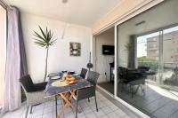 L'Elysée - P2 avec parking proche de la plage - Bed and Breakfast Le Grau-du-Roi