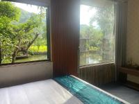 Twin Room with Mountain View