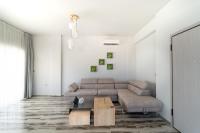 Appartamento con 1 Camera da Letto, Balcone e Vista Mare