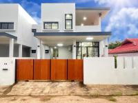 ใกล้สนามบิน และทะเลสาบ Baan Hug Ubon 3 - Ferienwohnung Ban Wang Nong
