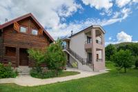 Wood House - B&B