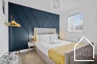 Spacious 3 Bed With Parking, Pool Table, TVs - Bed and Breakfast Birmingham