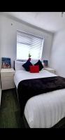 Spacious and Stylish Home, perfect for groups Tilbury - B&B Tilbury