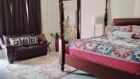 Kamer met Kingsize Bed en Uitzicht op Zee