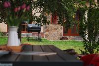 Stylová Lodge s vlastním koupáním & pergolou - B&B Varvažov
