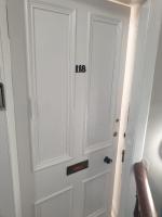 Modern 2-Bedroom Flat Near Park & River - Ferienwohnung Dumfries