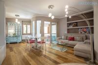 Appartamento con 3 Camere da Letto e Vista Mare