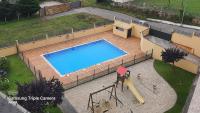 Apartamento 2 dormitorios con piscina y garaje en Foz, ideal para playa y excursiones - B&B Foz