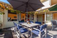 Lake House - On Pokaka - B&B Taupo