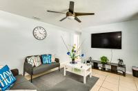 7 Mi to Busch Gardens: Tampa Gem w/ Yard! - Ferienwohnung Tampa