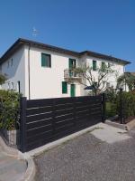 Memy's House bilocale con giardino - B&B Sirmione