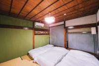 Camera Tripla Economy con Bagno in Comune