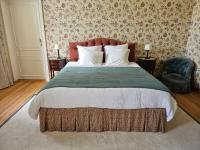 King Room with Lake View