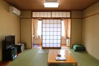 Standaard Kamer in Japanse Stijl met Gedeelde Badkamer