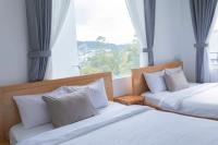 Quadruple Room with Mountain View