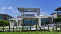 Villa Puerta- Luxury Seaside Villa - Chambres d’hôtes Pendales