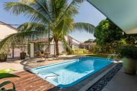 Maison Blanc TTDI, 16-22pax, Swimming Pool, One Utama - Chambres d'hôtes Kuala Lumpur