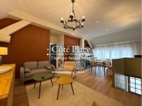 Côté Place - Appartement centre - B&B Saint-Martin-de-Bréthencourt