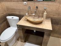 Camera Tripla Superior