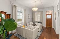 Family Home in Mayfield with Stylish Interior - Chambres d’hôtes Mayfield