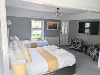 Habitación Familiar con baño privado