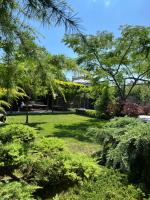 ДЗЕН Garden - B&B Fontanka