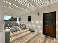 Spacious Retreat with Mountain Views - B&B Fish Hoek