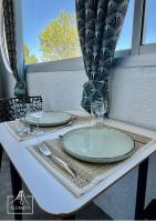 Le Soho Studio Climatisé Plage & Grande Pyramide, Parking - B&B La Grande-Motte