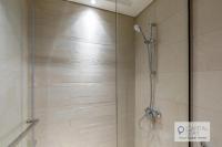 Estudio con vistas a la piscina