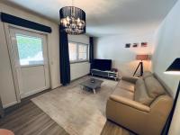 Ruime suite met privé ingang en badkamer - Chambres d’hôtes Genk