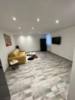 Grand studio tout équipé - B&B Faverolles-sur-Cher