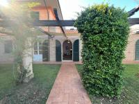 Deluxe One-Bedroom Apartment with Garden View